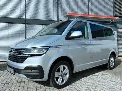 Gebraucht VW Caravelle Comfortline 150 PS (110 kW) 2020 Silber Van
