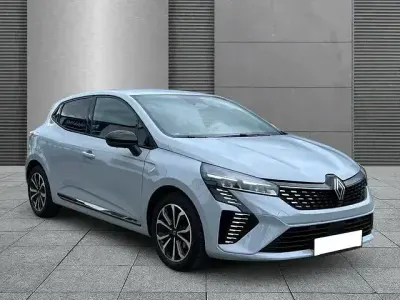 Gebraucht Renault Clio Techno 90 PS (66 kW) 2025 Rafalegrau (metallic) Kleinwagen