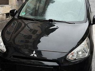 Gebraucht Mitsubishi Space Star 71 PS (52 kW) 2013 Schwarz Van / Kleinbus