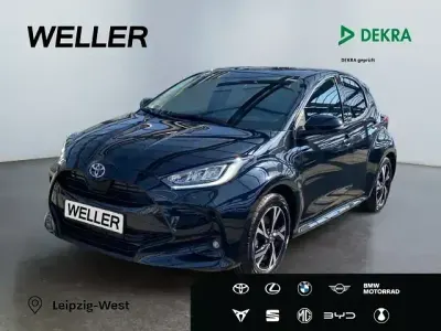 Gebraucht Toyota Yaris Hybrid Comfort 116 PS (85 kW) 2025 Schwarz Kleinwagen