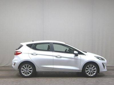 Gebraucht Ford Fiesta Titanium 102 PS (75 kW) 2018 Weiss Kleinwagen