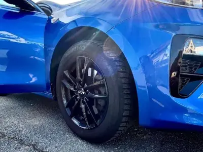 Używany Kia Ceed 140 KM (102 kW) 2021 Niebieski Hatchback