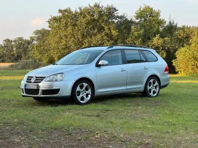 Gebraucht VW Golf V 105 PS (77 kW) 2008 Silber Kombi
