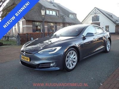 Grau Gebraucht 2020 Tesla Model S Kleinwagen | 31.900 € (Guter Preis)