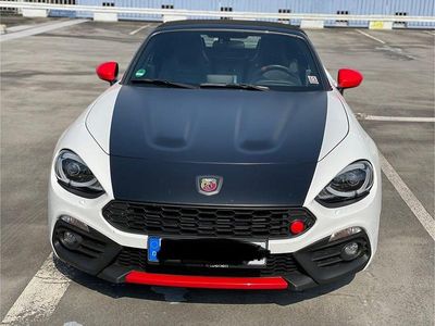 Abarth 124 Spider