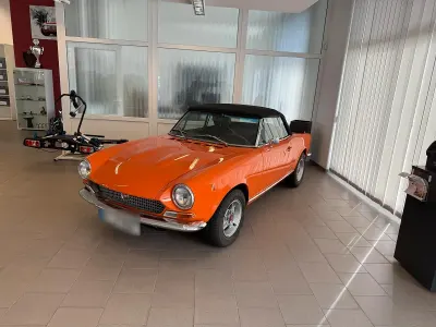 Gebraucht Fiat 124 Spider 118 PS (86 kW) 1978 Orange Cabrio