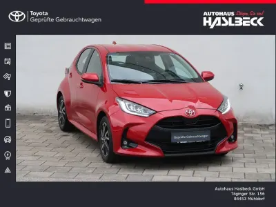 Gebraucht Toyota Yaris Comfort 125 PS (91 kW) 2023 Rot Kleinwagen