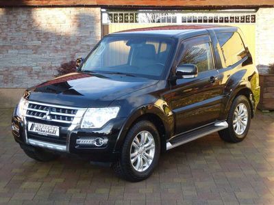 gebraucht Mitsubishi Pajero 3.2 DI-D SUV-Star (3-trg.)