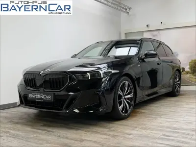 Gebraucht BMW 540 M Sport 303 PS (222 kW) 2025 (0475) saphirschwarz metallic Kombi