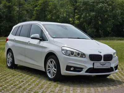 Gebraucht BMW 220 Gran Tourer Luxury Line 190 PS (139 kW) 2016 Weiß Van / Kleinbus