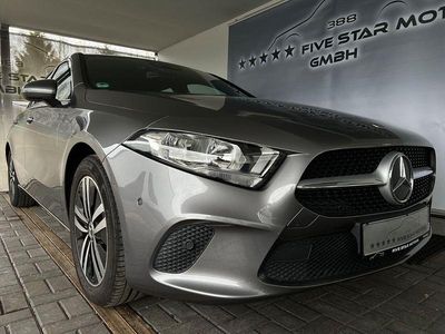 Gebraucht Mercedes A200 163 PS (119 kW) 2018 Grau Limousine