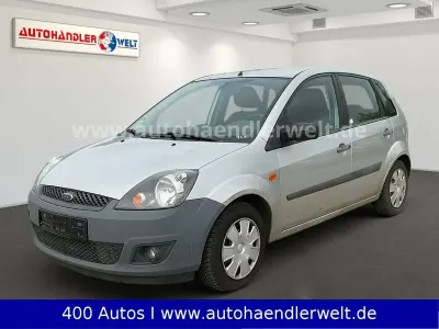 Gebraucht Ford Fiesta Style 69 PS (50 kW) 2007 Silber Kleinwagen