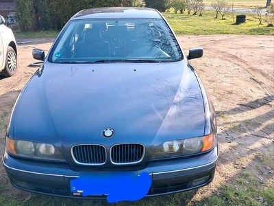 BMW 528