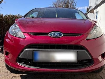 Gebraucht Ford Fiesta 82 PS (60 kW) 2010 Andere farben Kleinwagen