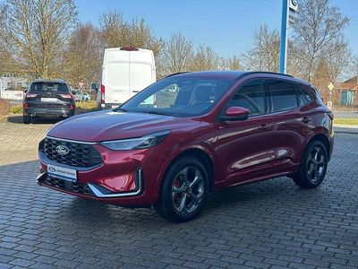 Gebraucht Ford Kuga ST-Line X 152 PS (111 kW) 2024 Rot SUV