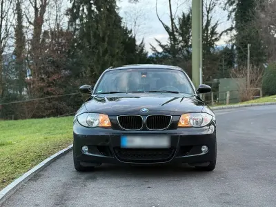 Gebraucht BMW 118 M Sport 143 PS (105 kW) 2011 Schwarz Kleinwagen
