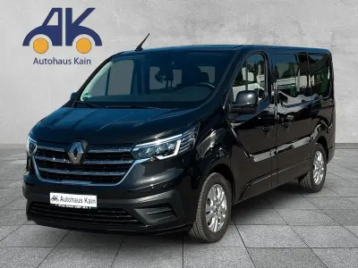 Gebraucht Renault Trafic 150 PS (110 kW) 2023 Schwarz Van / Kleinbus