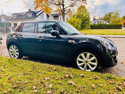 Grau Gebraucht 2018 Mini Cooper S Kleinwagen | 21.869 € (Etwas zu teuer)