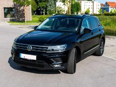 Gebraucht VW Tiguan Comfortline 131 PS (96 kW) 2020 Schwarz SUV