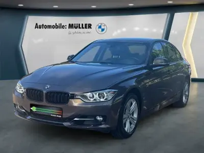 Gebraucht BMW 320 Sport Line 184 PS (135 kW) 2014 Braun Limousine