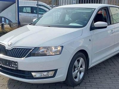 Gebraucht Skoda Rapid Ambition 105 PS (77 kW) 2015 Weiß Kleinwagen