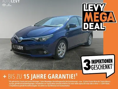 Gebraucht Toyota Auris Hybrid Executive 136 PS (100 kW) 2016 Blau Limousine