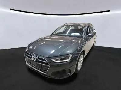 Gebraucht Audi A4 Basis 163 PS (119 kW) 2023 Grau Kombi