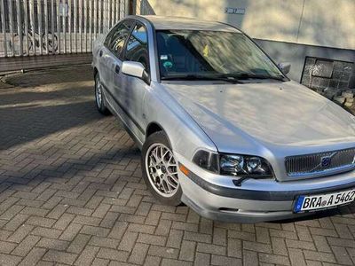 Volvo S40