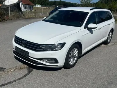 Gebraucht VW Passat Elegance 150 PS (110 kW) 2021 Weiß Kombi