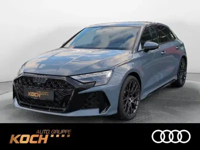 Gebraucht Audi RS3 Sport 400 PS (294 kW) 2025 Kemoragrau metallic Limousine