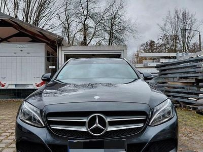 Gebraucht Mercedes C220 Avantgarde 170 PS (125 kW) 2015 Grau Kombi
