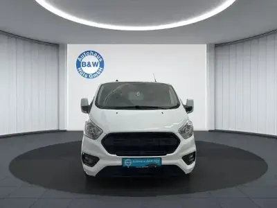 Gebraucht Ford Transit Custom Trend 131 PS (96 kW) 2020 Weiß Van / Kleinbus