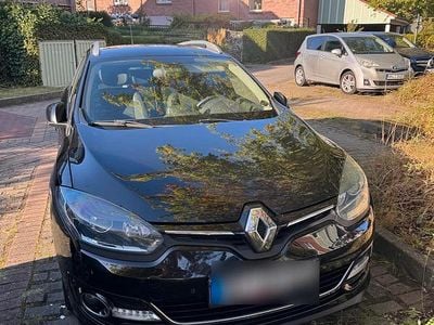 Gebraucht Renault Mégane GrandTour Bose Edition 110 PS (80 kW) 2015 Schwarz Kombi
