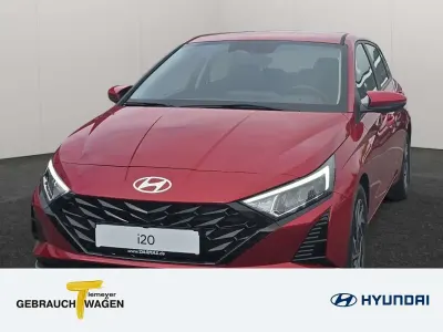 Gebraucht Hyundai i20 Trend 101 PS (74 kW) 2024 Rot Kleinwagen