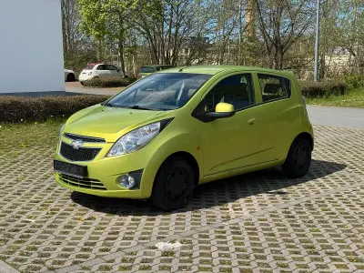 Gebraucht Chevrolet Spark 68 PS (50 kW) 2010 Grün Kleinwagen