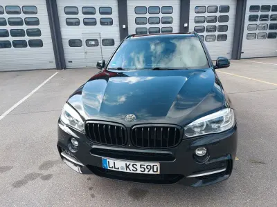 Gebraucht BMW X5 M50 Performance 381 PS (280 kW) 2016 Schwarz SUV
