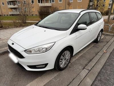 Gebraucht Ford Focus Business Edition 95 PS (69 kW) 2017 Weiß Kombi
