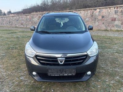 Grau Gebraucht 2013 Dacia Lodgy Van / Kleinbus | 3.700 €