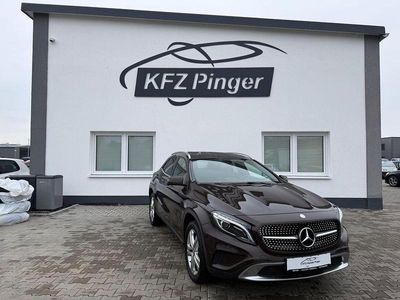 Gebraucht Mercedes GLA200 136 PS (100 kW) 2015 Braun SUV