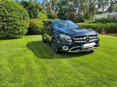 Mercedes GLA200