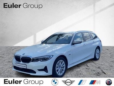 BMW 330e