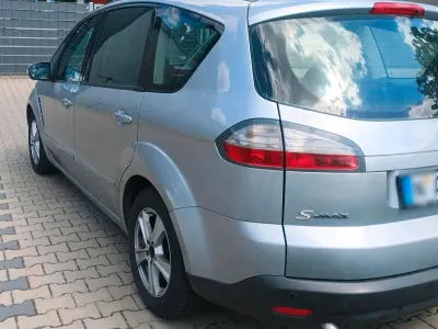 Gebraucht Ford S-MAX S 140 PS (102 kW) 2008 Silber Van / Kleinbus