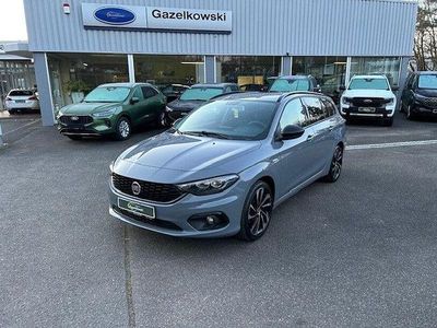 Gebraucht Fiat Tipo S 120 PS (88 kW) 2019 Grau Kombi