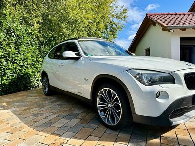Gebraucht BMW X1 Comfort Edition 258 PS (189 kW) 2010 Weiß SUV
