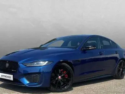 Gebraucht Jaguar XE R-Dynamic 204 PS (150 kW) 2023 Blau Limousine