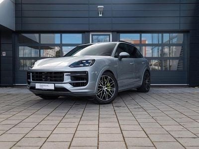Second-hand Porsche Cayenne 470 CP (345 kW) 2024 Argintiu SUV