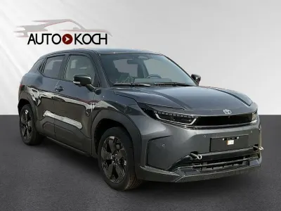 Gebraucht Toyota Urban Cruiser Lounge 127 kW (174 PS) 2026 Grandeur grey SUV