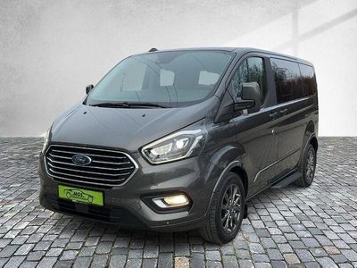Gebraucht Ford Tourneo Custom Titanium 185 PS (136 kW) 2022 Grau Van