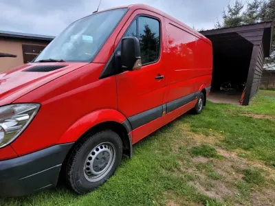Gebraucht Mercedes Sprinter 163 PS (119 kW) 2011 Rot Van