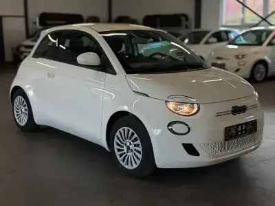 Usata Fiat 500e 86 kW (118 CV) 2023 Bianco Berlina